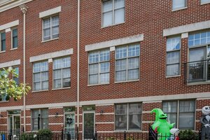 Photo of 865 N May Street Chicago IL 60642