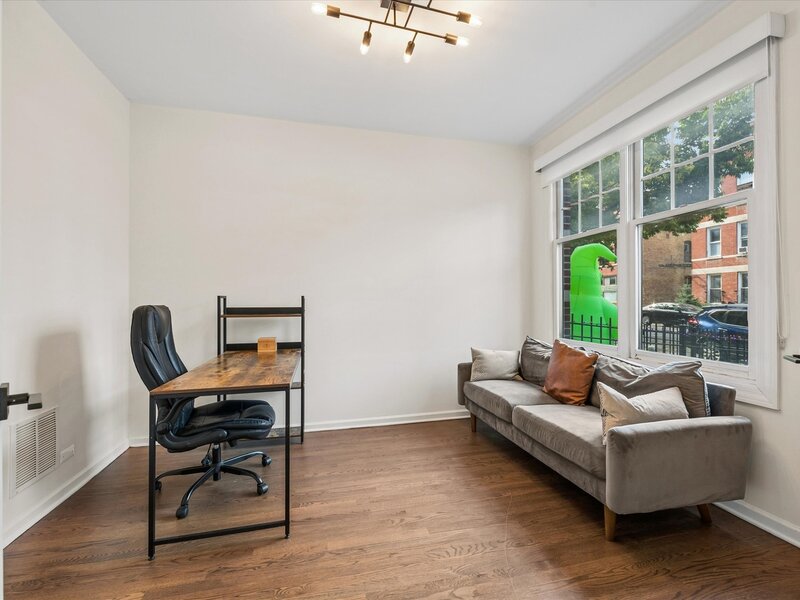 865 N May Street Chicago IL 60642