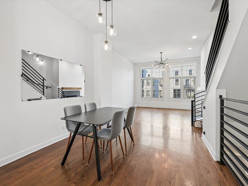 865 N May Street Chicago IL 60642