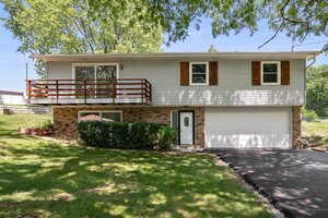 Photo of 5115 Lorton Avenue Davenport IA 52807
