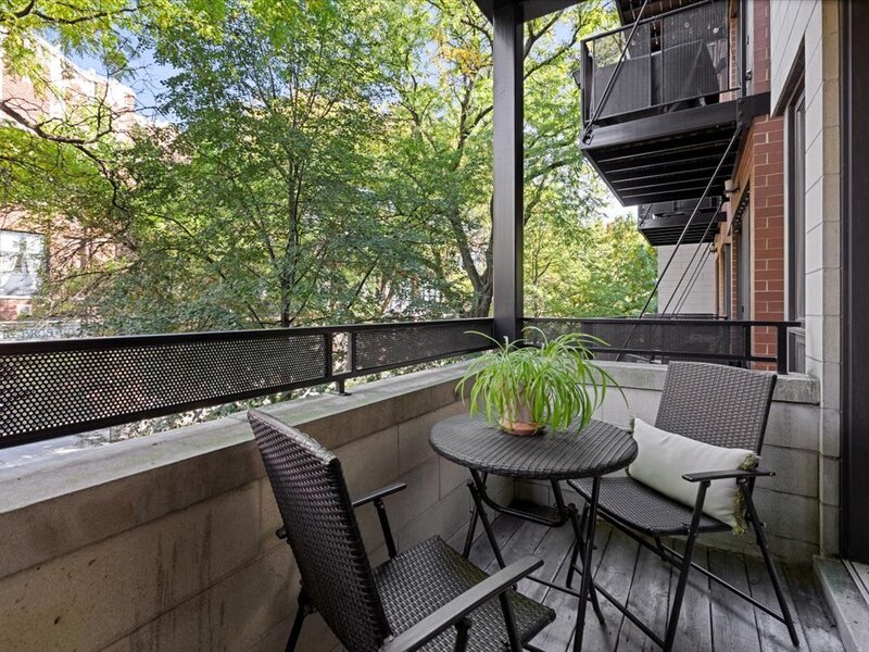 2247 W Wabansia Avenue Chicago IL 60647