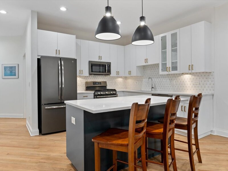 2247 W Wabansia Avenue Chicago IL 60647