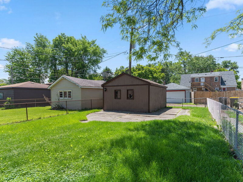 310 W 145th Street Riverdale IL 60827