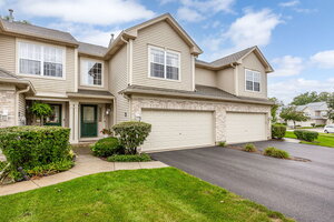 Photo of 347 Gladstone Lane Elgin IL 60120