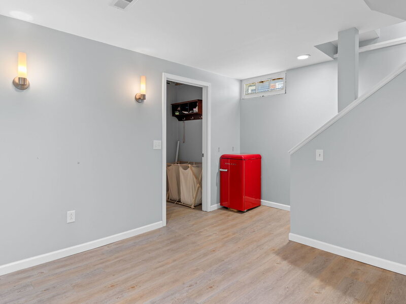 2604 Davenport Avenue Davenport IA 52803
