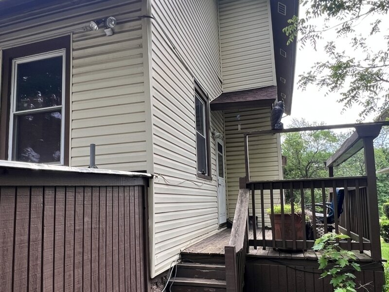 9756 S Prospect Avenue Chicago IL 60643