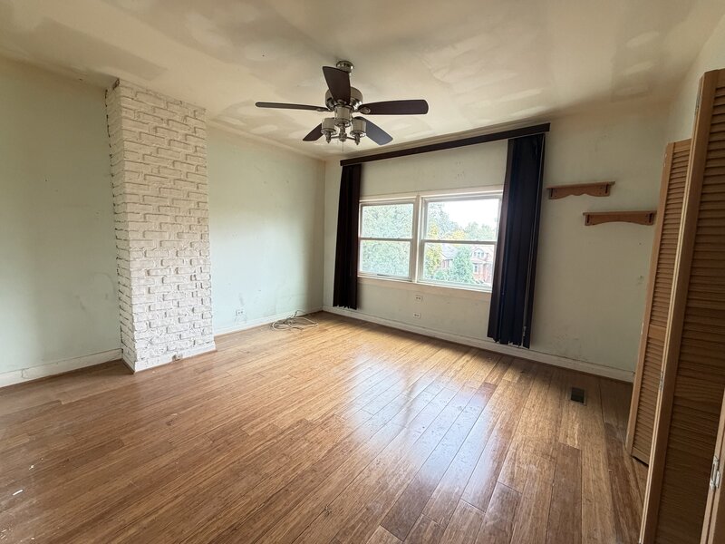 9756 S Prospect Avenue Chicago IL 60643