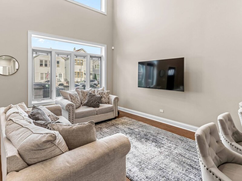 2913 S Lowe Avenue Chicago IL 60616