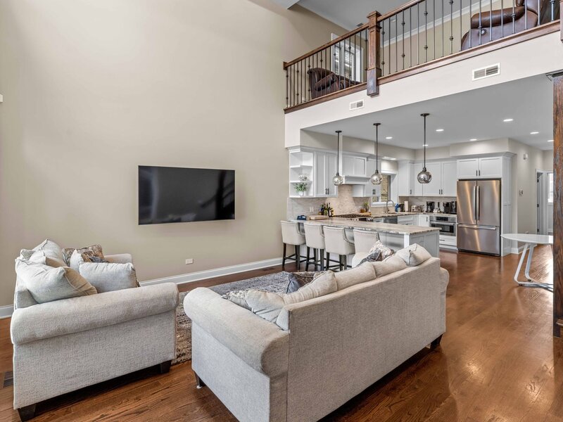 2913 S Lowe Avenue Chicago IL 60616