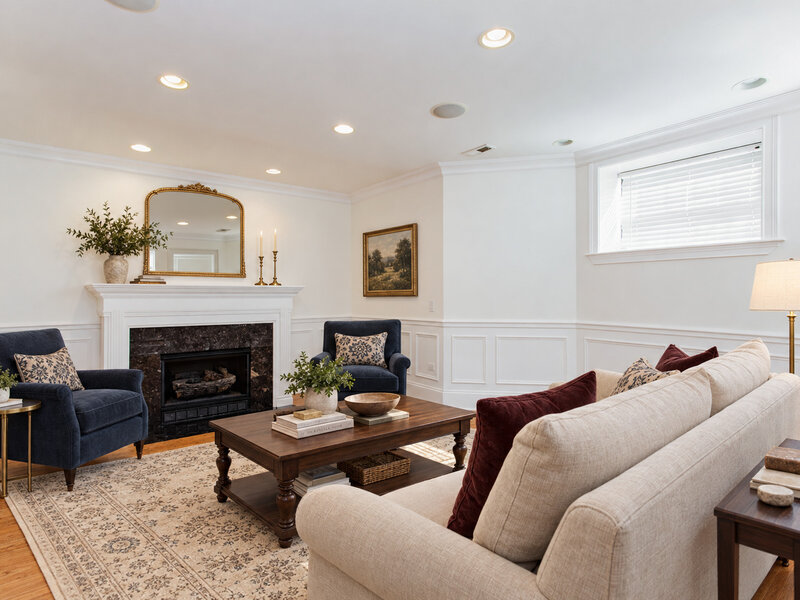 842 W Belle Plaine Avenue Chicago IL 60613