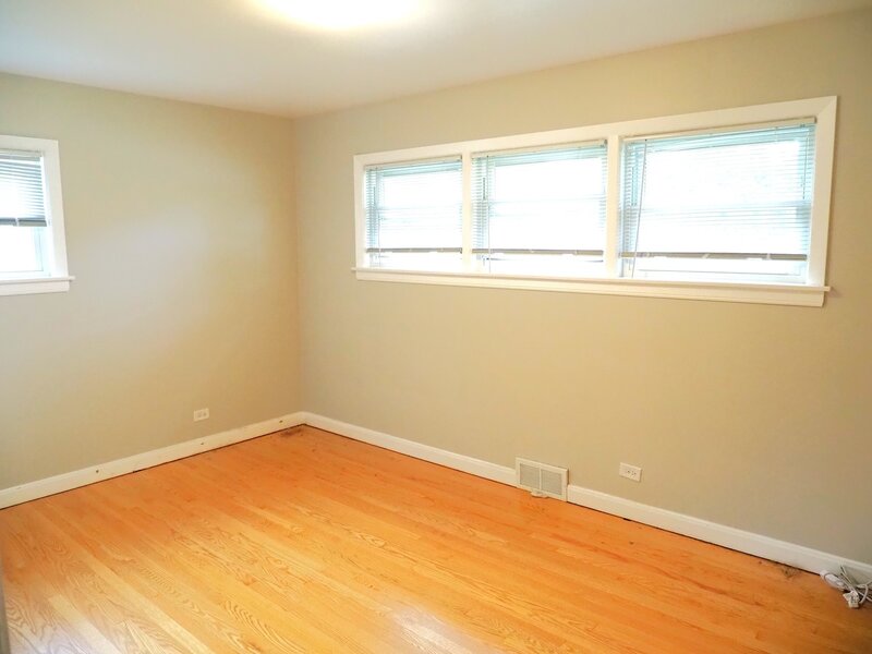 6185 N Keating Avenue Chicago IL 60646