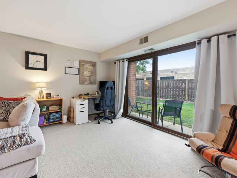821 Oakton Street Elk Grove Village IL 60007