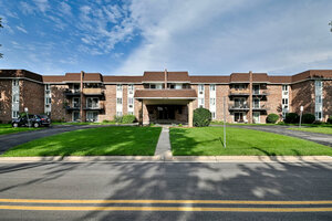 Photo of 850 S Lorraine Road Wheaton IL 60189 Unit 3E