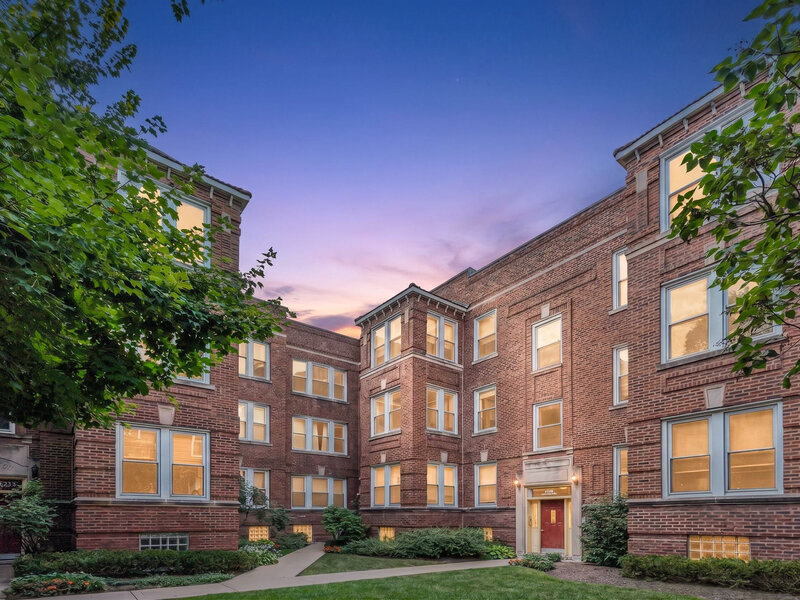 2622 N Spaulding Avenue Chicago IL 60647
