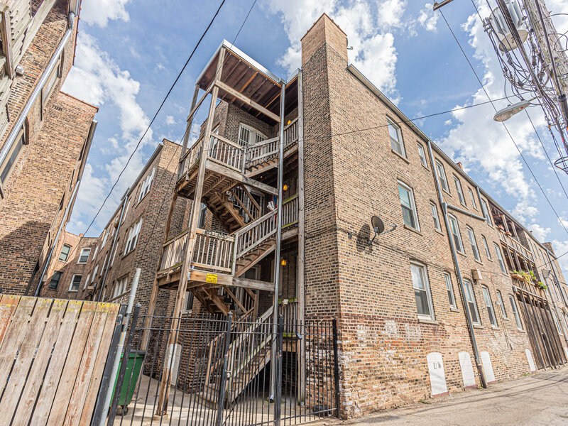 2622 N Spaulding Avenue Chicago IL 60647