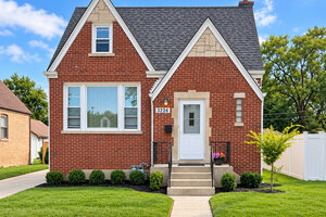 Photo of 3226 Grand Boulevard Brookfield IL 60513