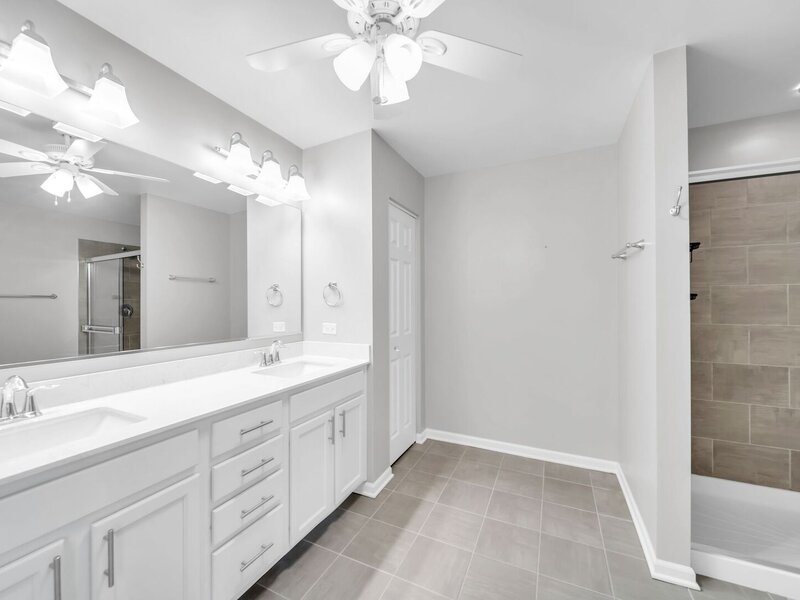 2534 Huntleigh Lane Woodridge IL 60517