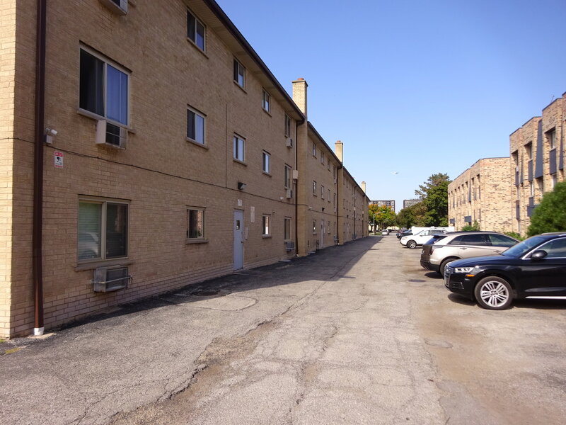 8701 W Foster Avenue Chicago IL 60656