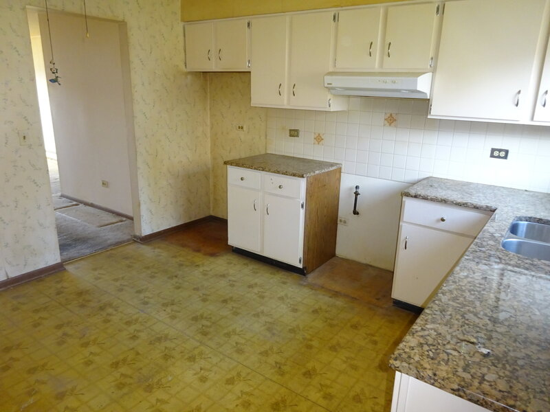 8701 W Foster Avenue Chicago IL 60656