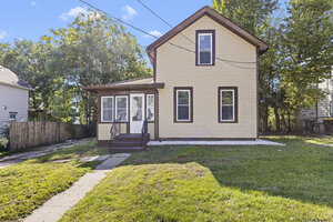 Photo of 320 Lincoln Avenue Rockford IL 61102