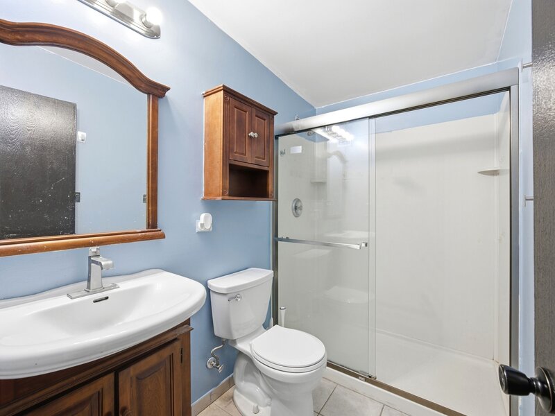 448 S Lake Shore Drive Mundelein IL 60060