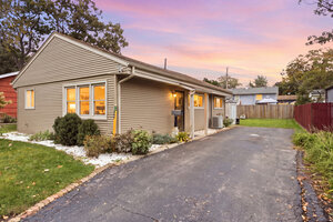 Photo of 448 S Lake Shore Drive Mundelein IL 60060
