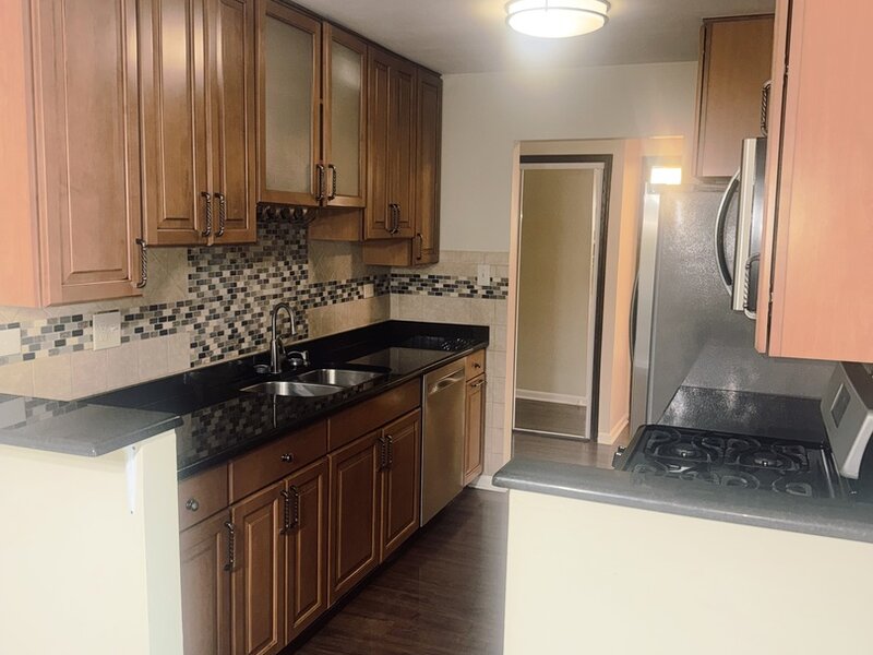 8970 N Parkside Avenue Des Plaines IL 60016