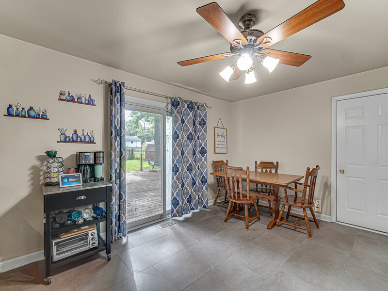 741 Surrey Drive Streamwood IL 60107