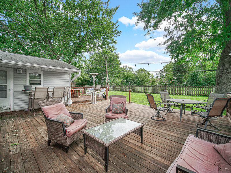 741 Surrey Drive Streamwood IL 60107