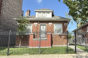 Photo of 1374 W 78th Street Chicago IL 60620