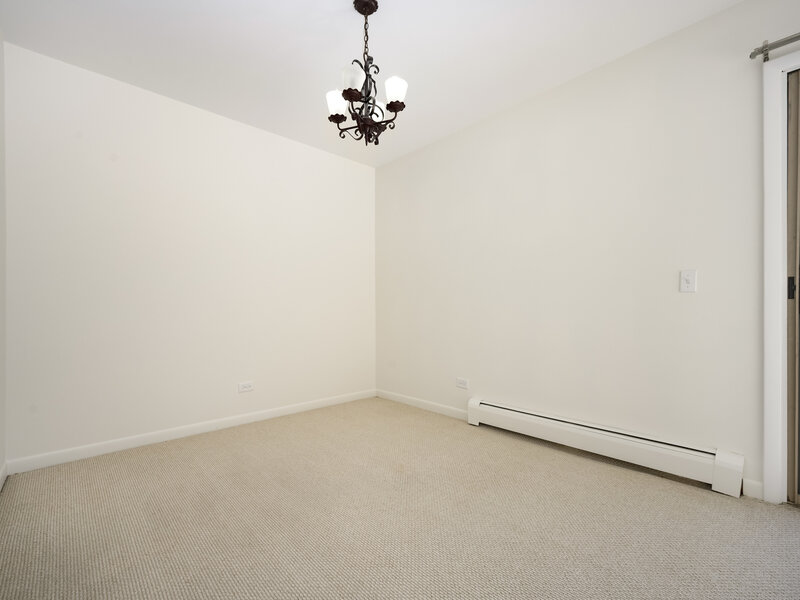 1611 Ashland Avenue Des Plaines IL 60016
