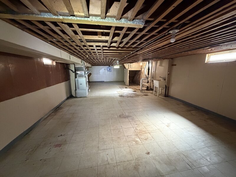 10517 S Cottage Grove Avenue Chicago IL 60628