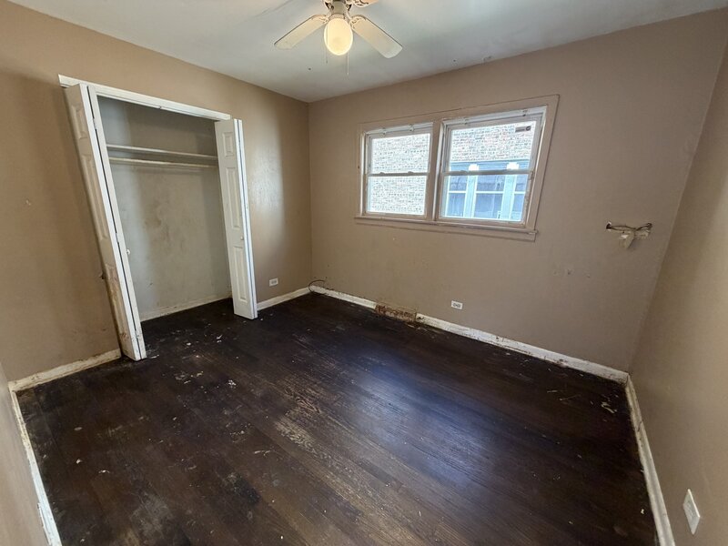 10517 S Cottage Grove Avenue Chicago IL 60628