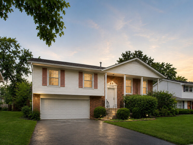 17730 Cherrywood Lane Homewood IL 60430