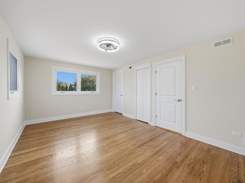 10029 Kedvale Avenue Oak Lawn IL 60453