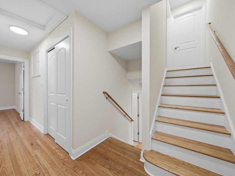 10029 Kedvale Avenue Oak Lawn IL 60453