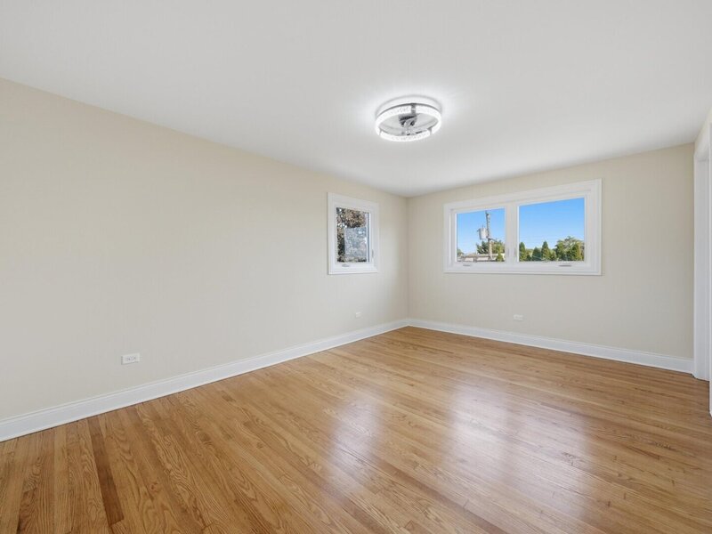 10029 Kedvale Avenue Oak Lawn IL 60453