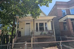 Photo of 11839 S State Street Chicago IL 60628