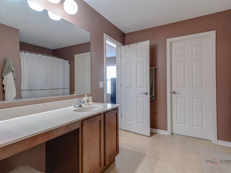 680 Acadia Circle Crystal Lake IL 60014