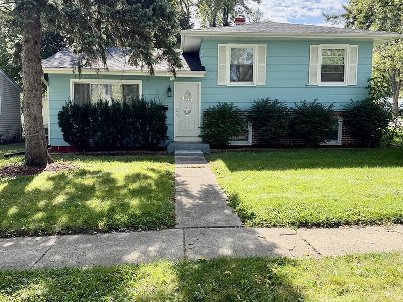 1777 Linden Avenue Hanover Park IL 60133