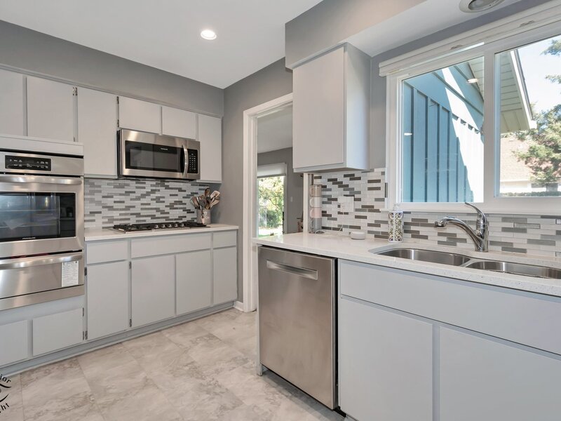 1317 Cumberland Circle Elk Grove Village IL 60007