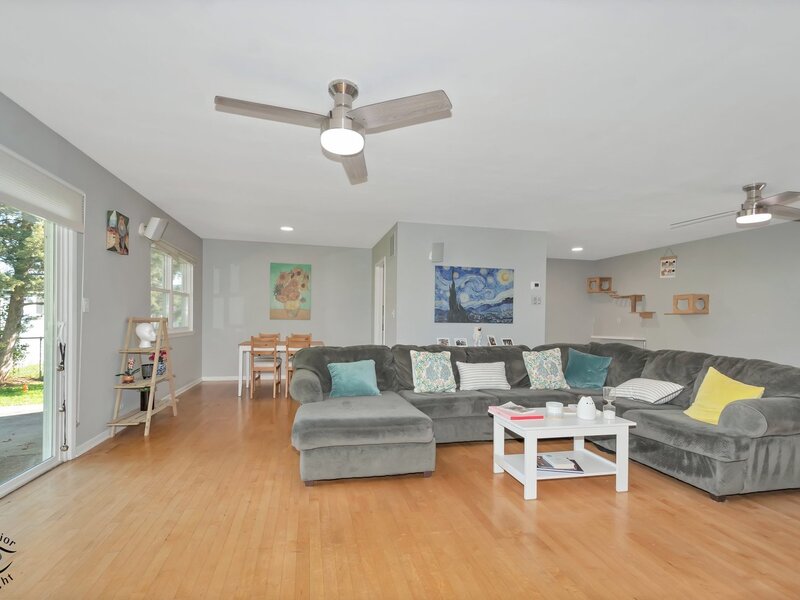 1317 Cumberland Circle Elk Grove Village IL 60007