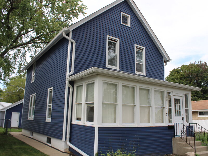 112 Washington Park Waukegan IL 60085