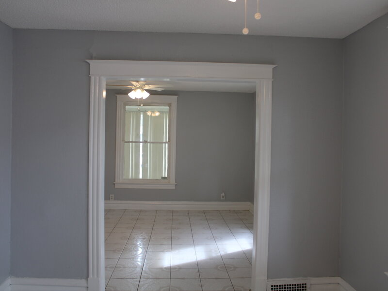 112 Washington Park Waukegan IL 60085
