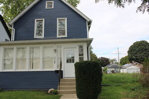 Photo of 112 Washington Park Waukegan IL 60085