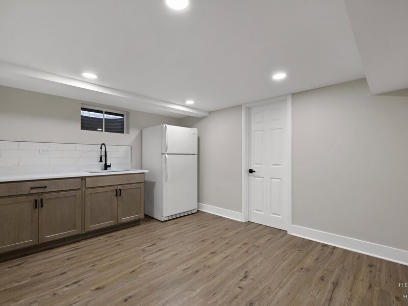 355 Hiawatha Drive Lake In The Hills IL 60156