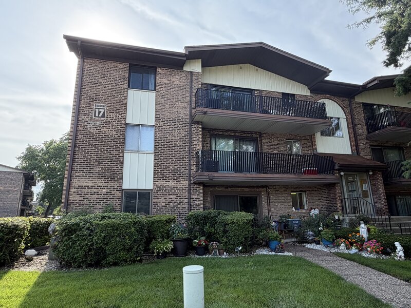 14030 Laramie Avenue Crestwood IL 60418