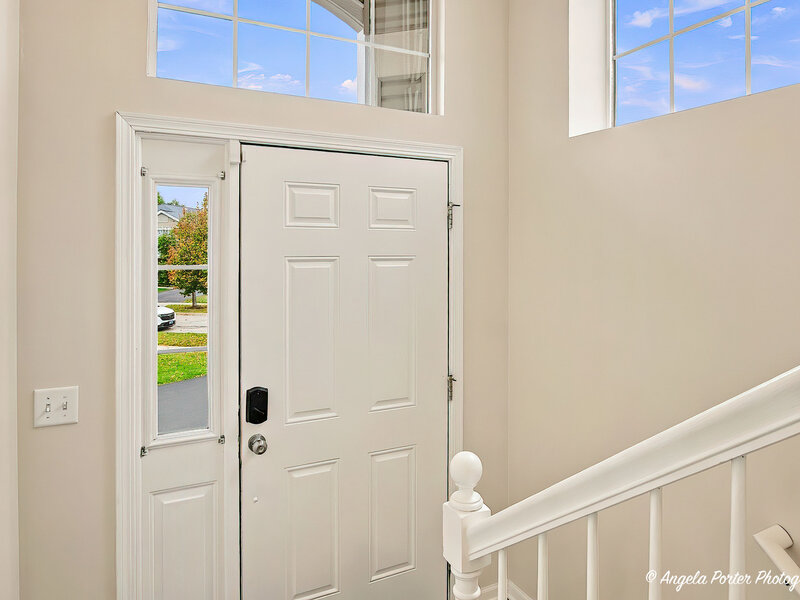 613 Legend Lane Mchenry IL 60050