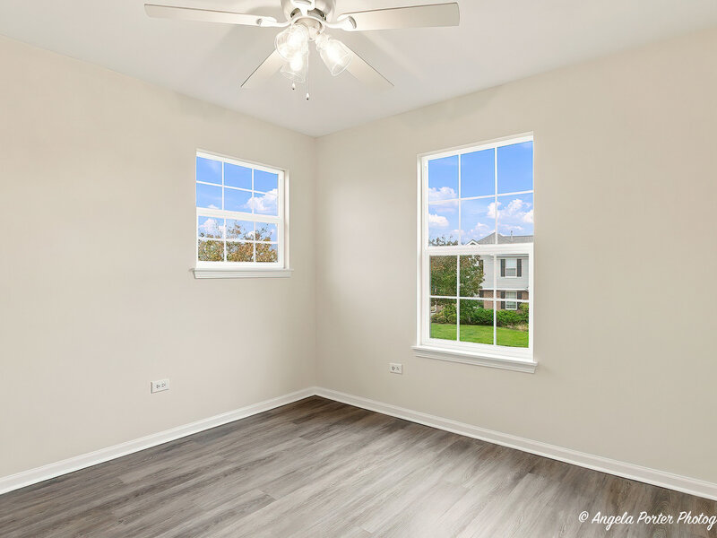 613 Legend Lane Mchenry IL 60050