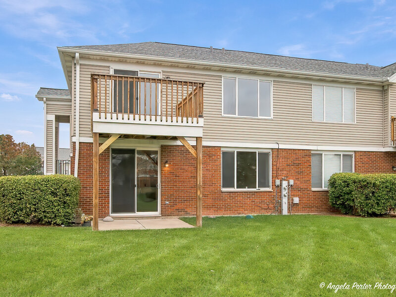 613 Legend Lane Mchenry IL 60050